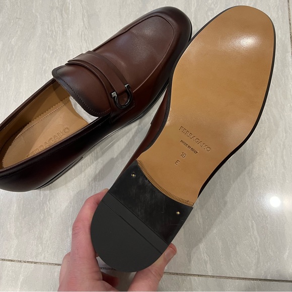 Ferragamo dress shoes - Picture 7 of 9